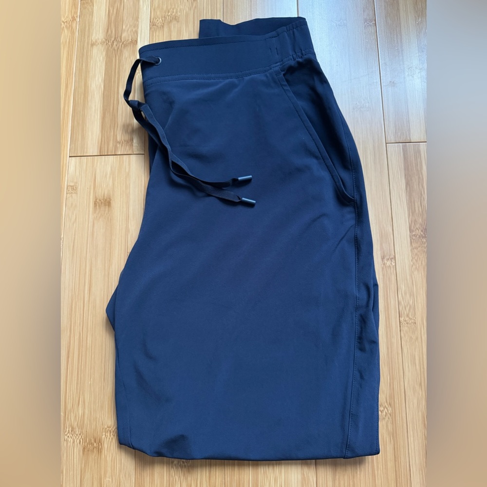 Eddie Bauer Lightweight Joggers with Cute Stripe Down the Sides & Drawstring